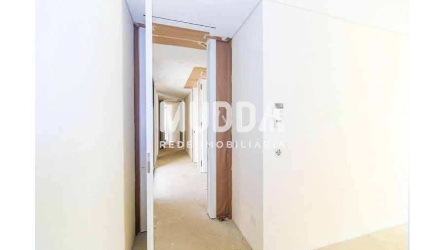 Moradia T4 para Venda em Rio Meão Foto 27