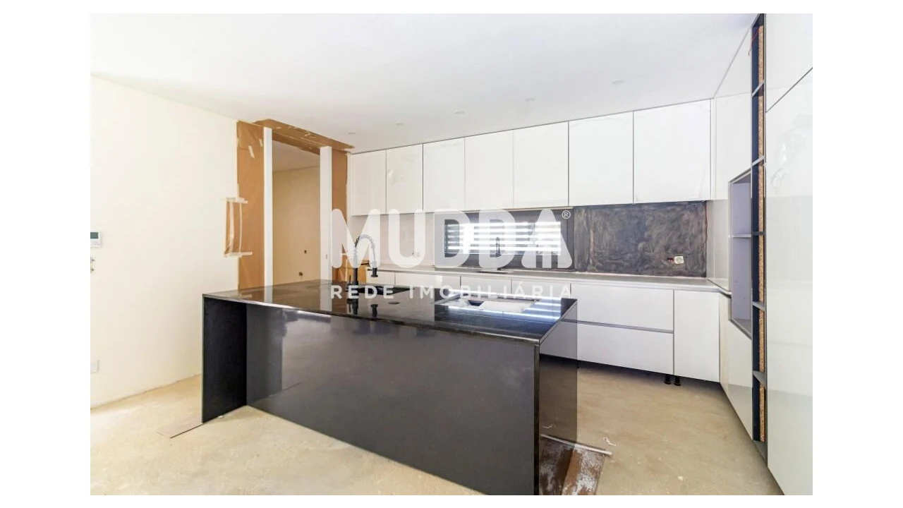 Moradia T4 para Venda em Rio Meão Foto 14