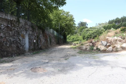 Terreno para Venda em Lustosa e Barrosas (Santo Estêvão)