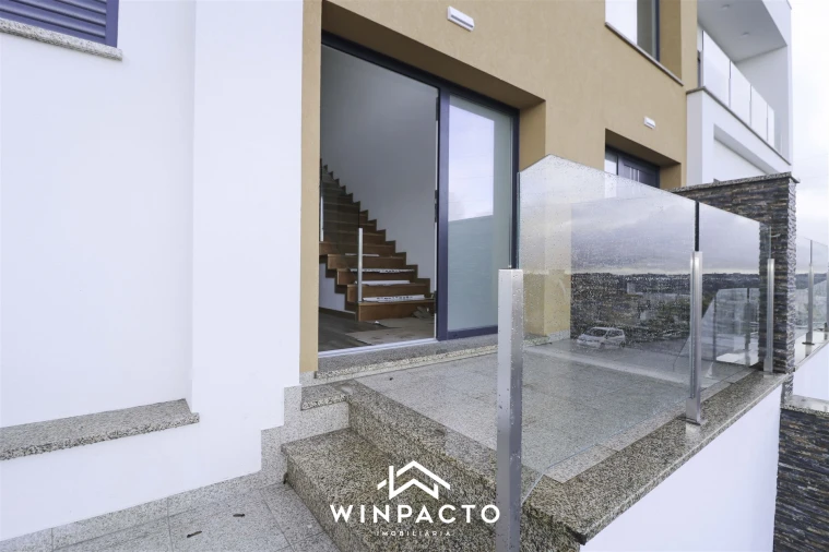 Moradia T4 para Venda em Seia, São Romão e Lapa dos Dinheiros Foto 43