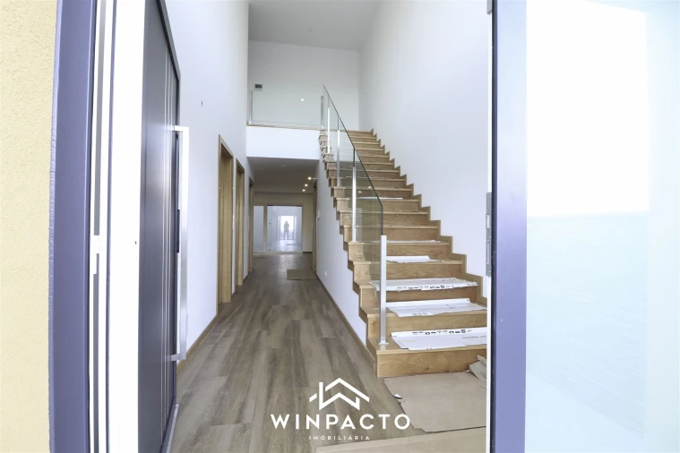 Moradia T4 para Venda em Seia, São Romão e Lapa dos Dinheiros Foto 42