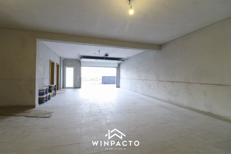 Moradia T4 para Venda em Seia, São Romão e Lapa dos Dinheiros Foto 49