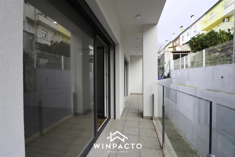 Moradia T4 para Venda em Seia, São Romão e Lapa dos Dinheiros Foto 22