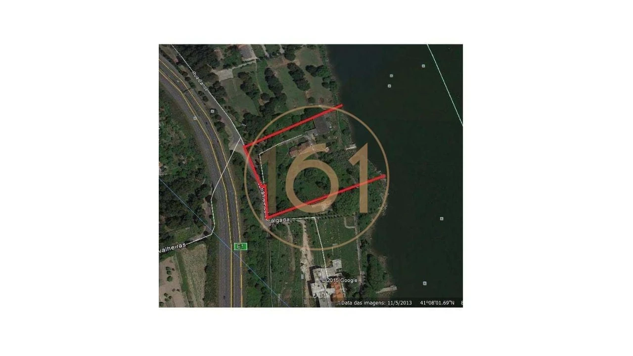 Terreno para Venda em Oliveira do Douro Foto 2