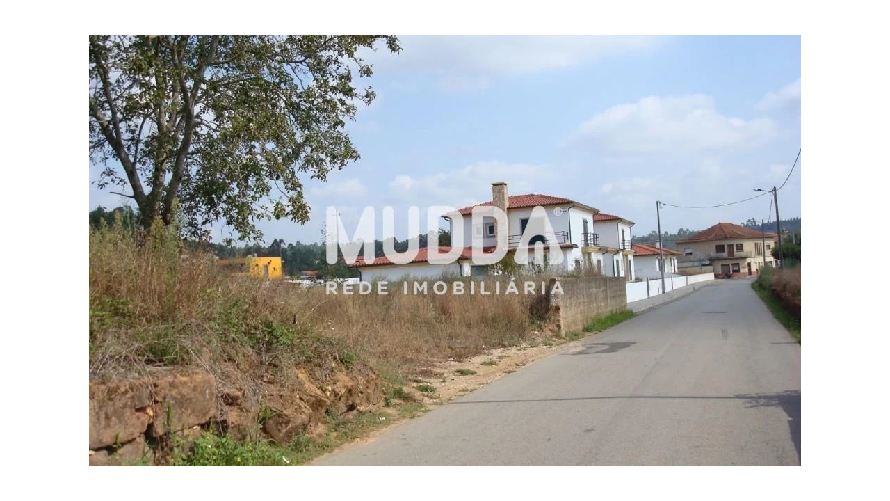 Moradia T2 para Venda em Alquerubim Foto 5