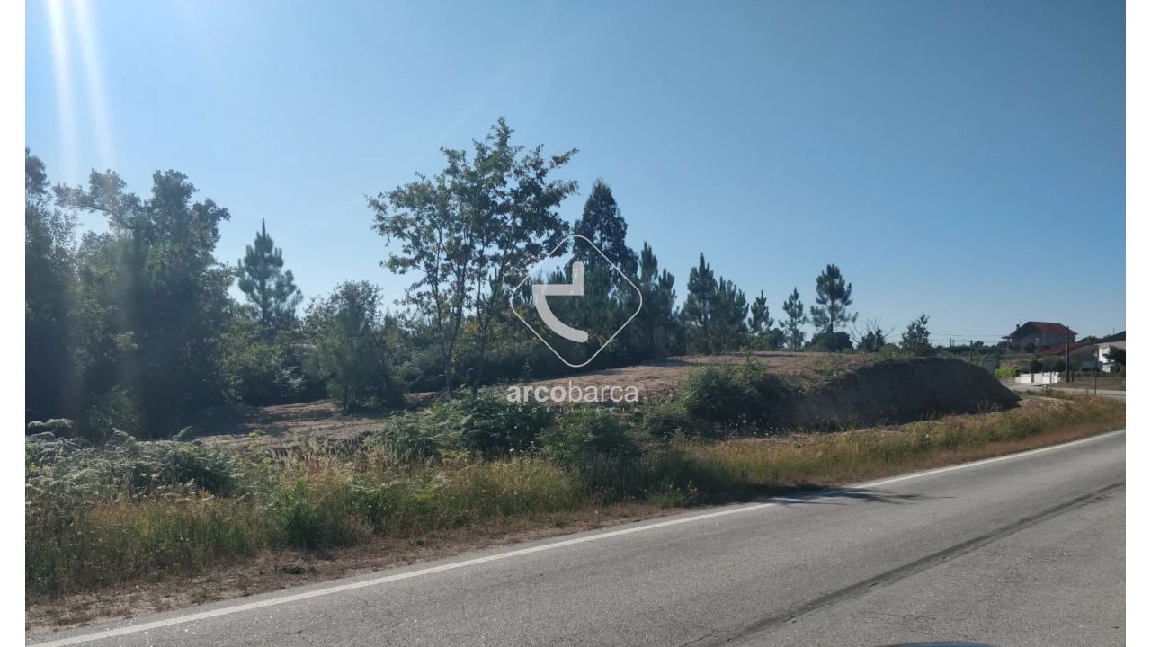 Terreno para Venda em Romarigães Foto 7