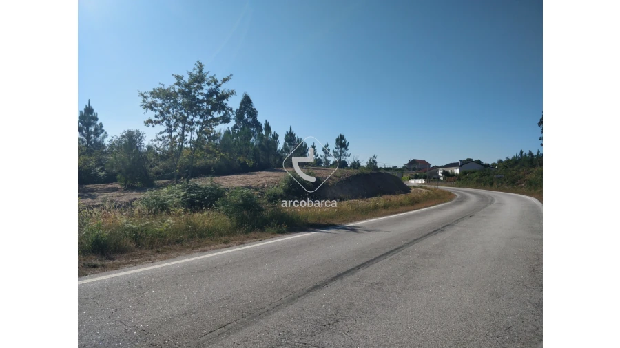 Terreno para Venda em Romarigães Foto 10