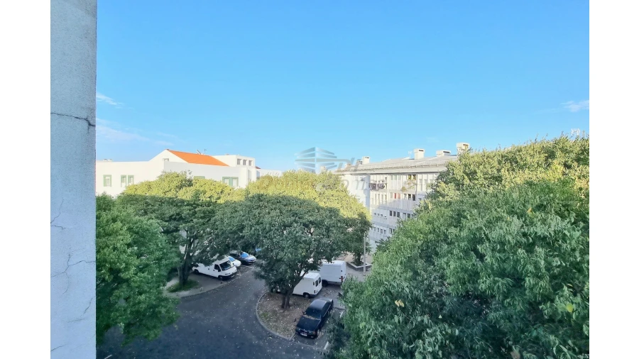 Apartamento T2 para Venda em Alfragide Foto 18