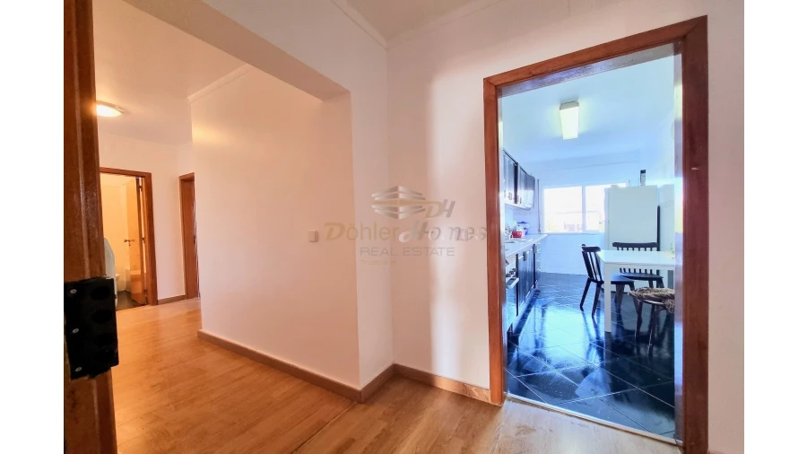 Apartamento T2 para Venda em Alfragide Foto 2