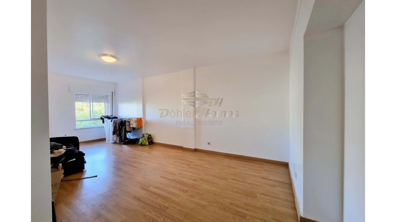 Apartamento T2 para Venda em Alfragide Foto 7