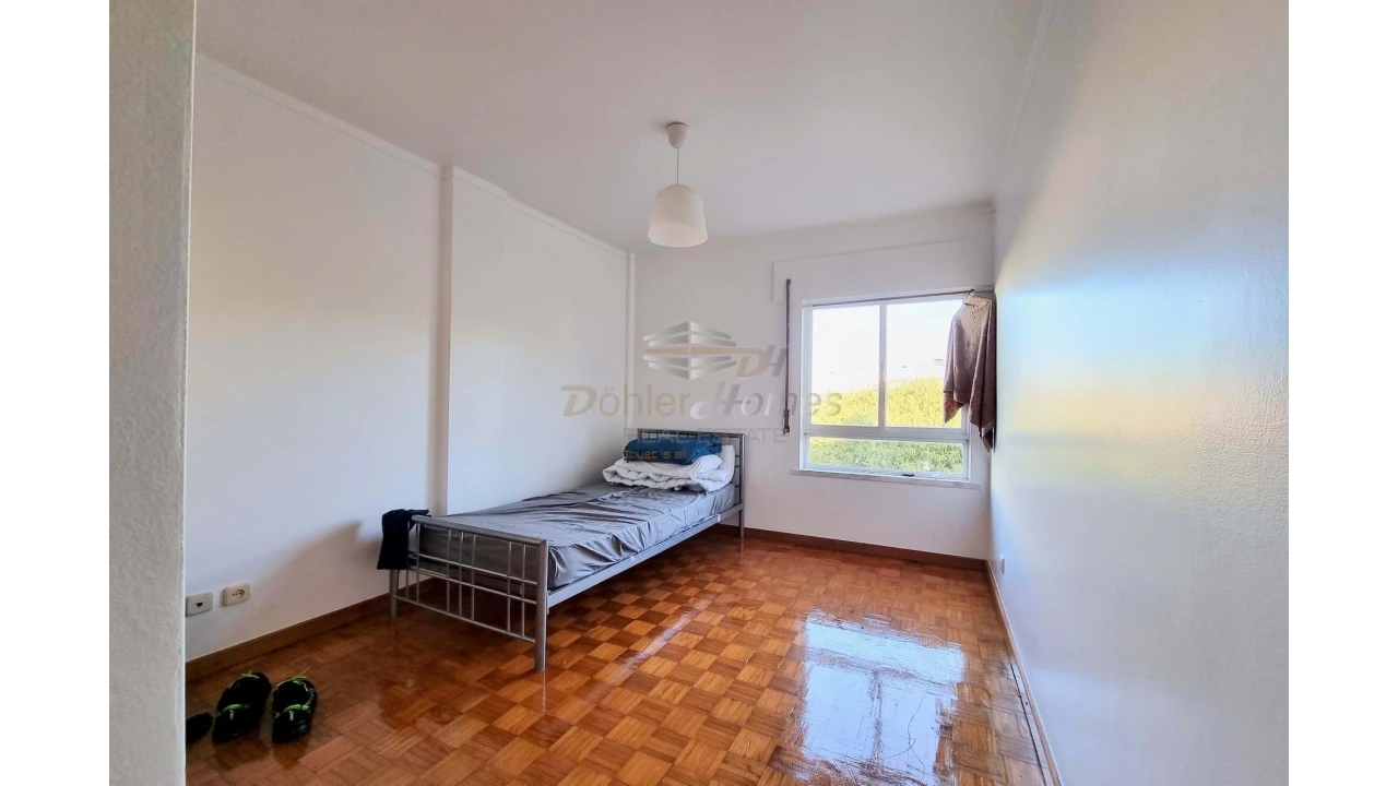 Apartamento T2 para Venda em Alfragide Foto 11