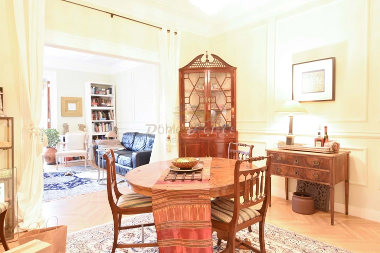 Apartamento T3 para Venda em Alvalade Foto 9
