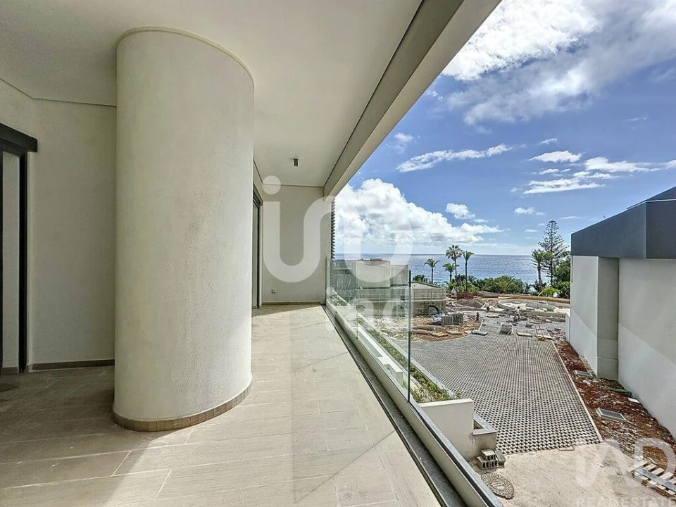 Apartamento T2 para Venda em São Martinho Foto 4