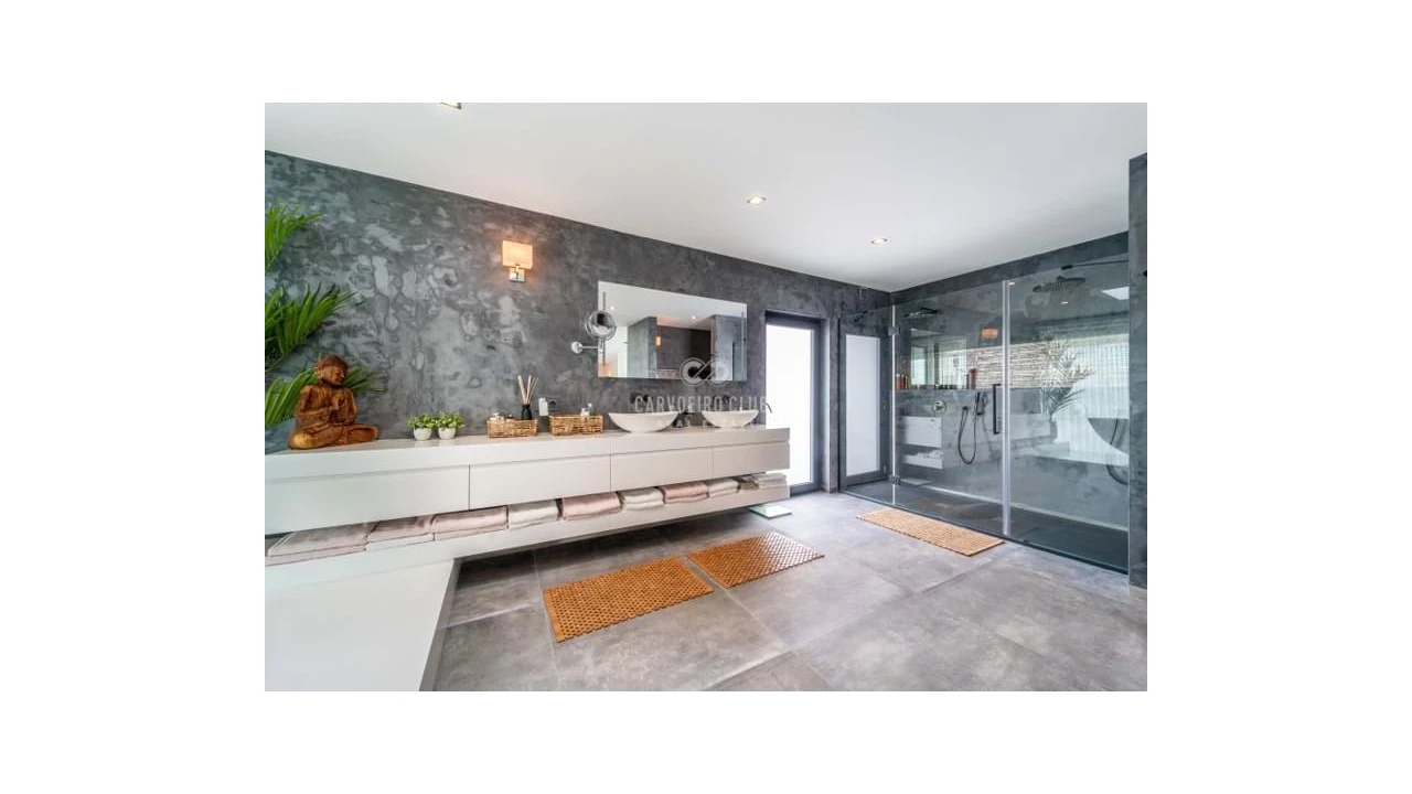 Moradia T4 para Venda em Ferragudo Foto 31