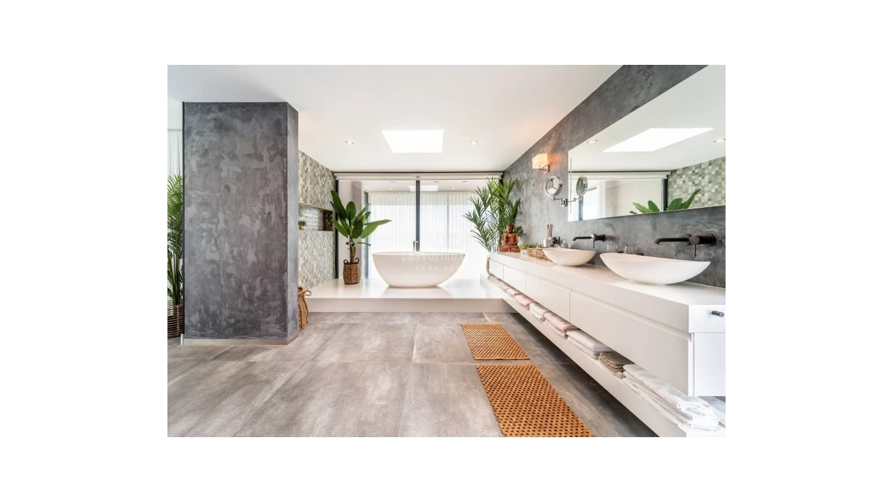 Moradia T4 para Venda em Ferragudo Foto 2