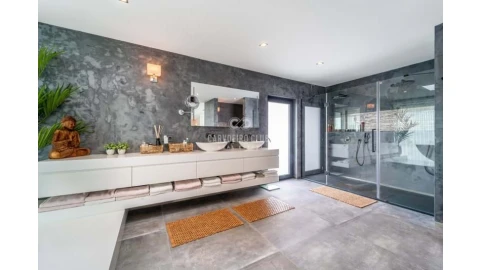 Moradia T4 para Venda em Ferragudo