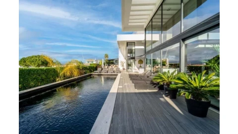 Moradia T4 para Venda em Ferragudo