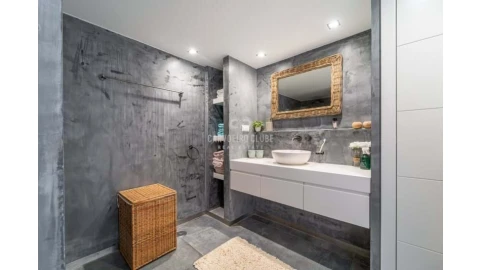 Moradia T4 para Venda em Ferragudo