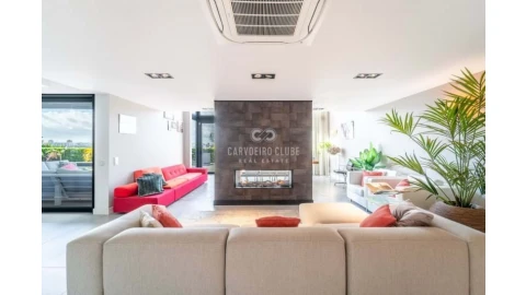 Moradia T4 para Venda em Ferragudo