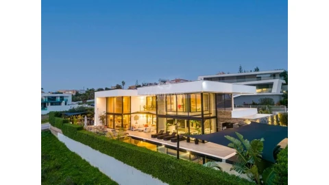 Moradia T4 para Venda em Ferragudo