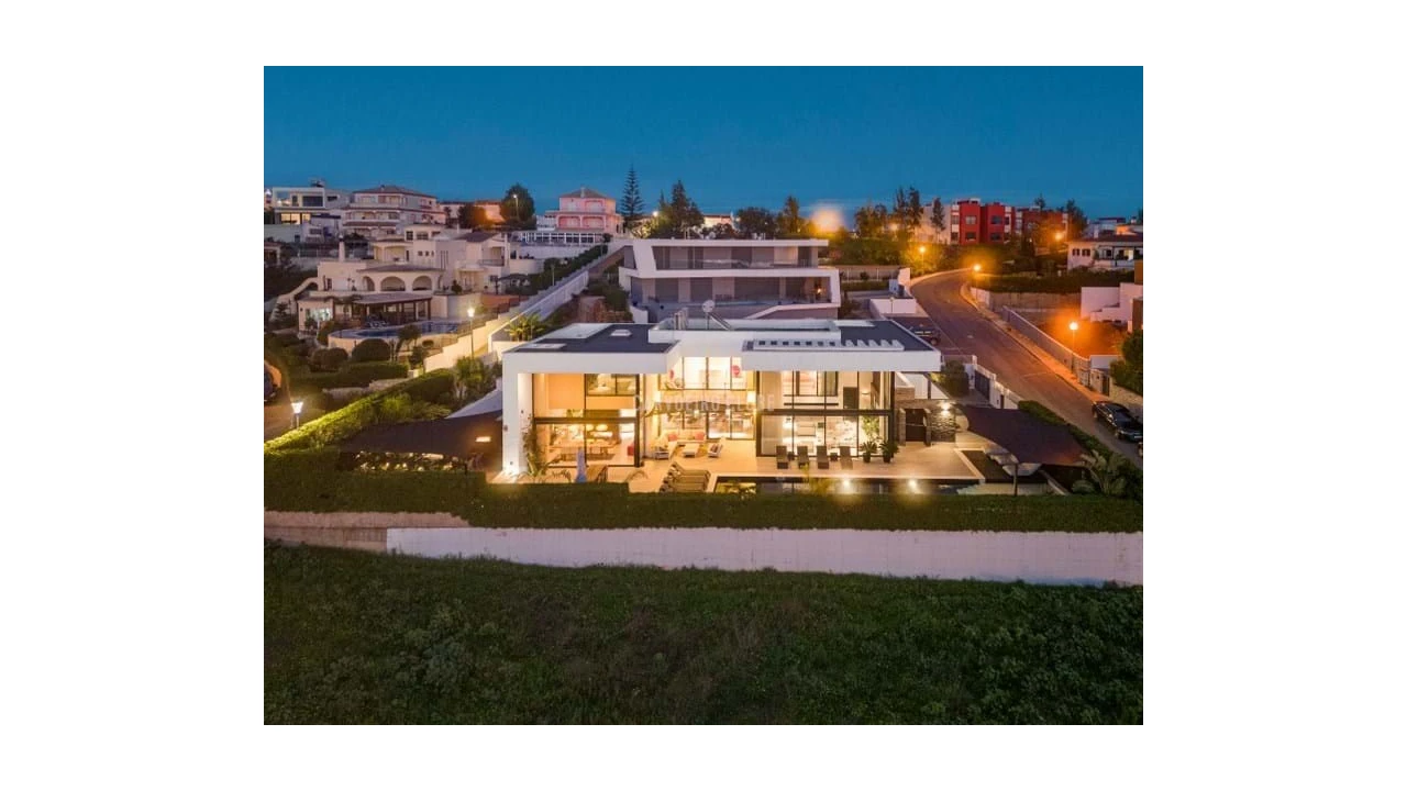 Moradia T4 para Venda em Ferragudo Foto 27