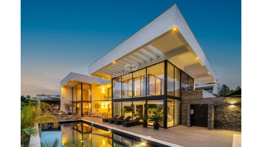 Moradia T4 para Venda em Ferragudo Foto 77