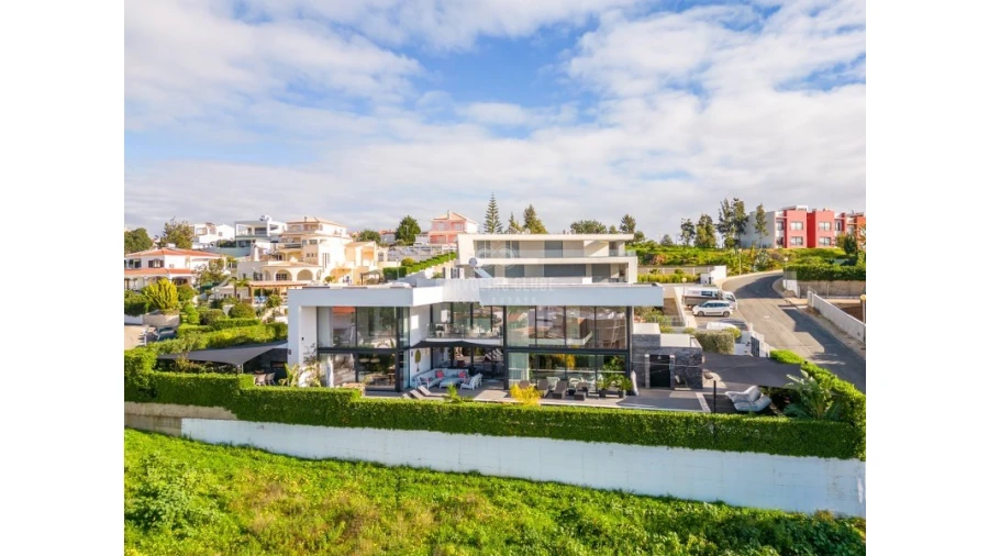 Moradia T4 para Venda em Ferragudo Foto 18