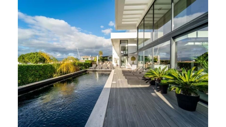 Moradia T4 para Venda em Ferragudo Foto 70