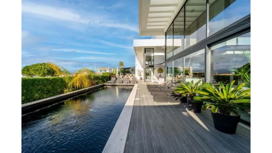 Moradia T4 para Venda em Ferragudo Foto 11