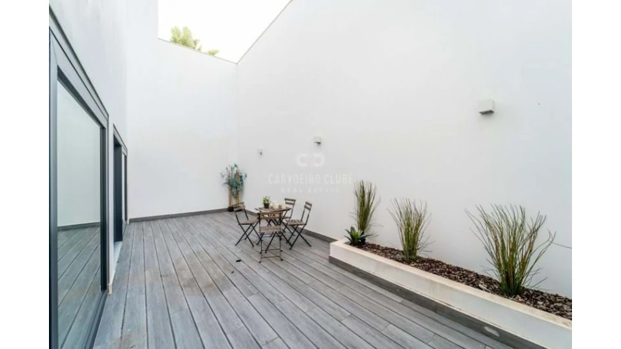 Moradia T4 para Venda em Ferragudo Foto 59