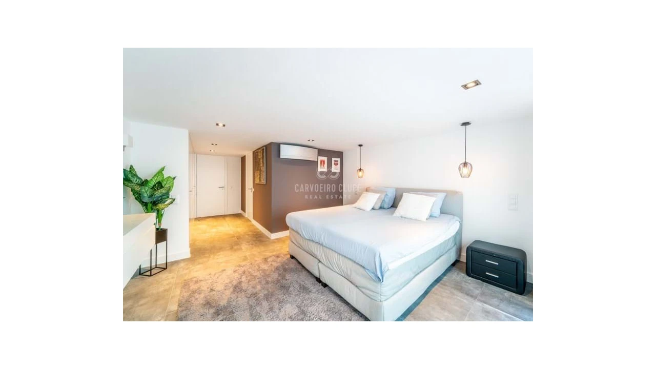 Moradia T4 para Venda em Ferragudo Foto 57