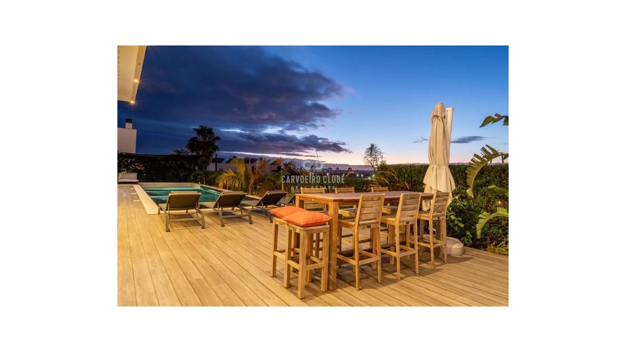 Moradia T4 para Venda em Ferragudo Foto 83