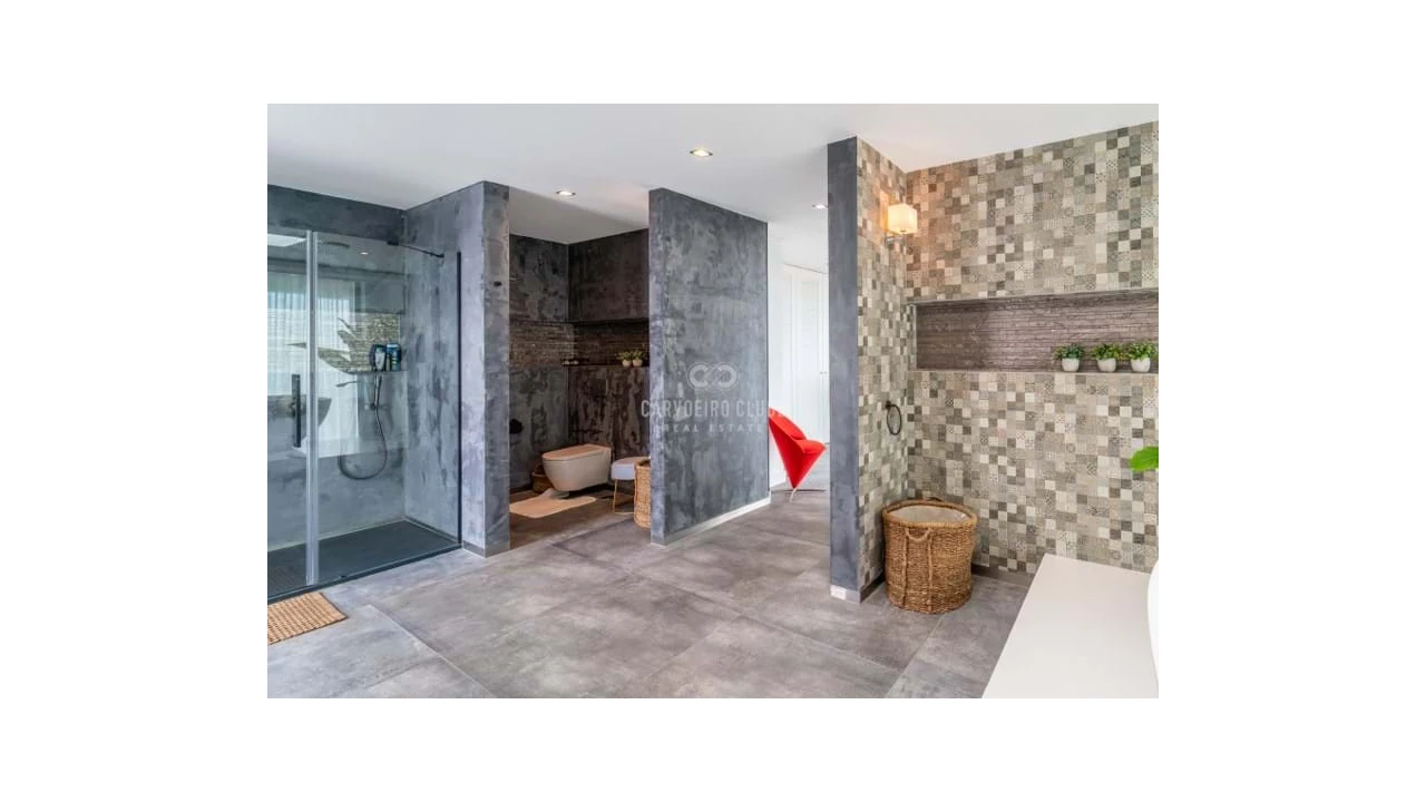 Moradia T4 para Venda em Ferragudo Foto 32