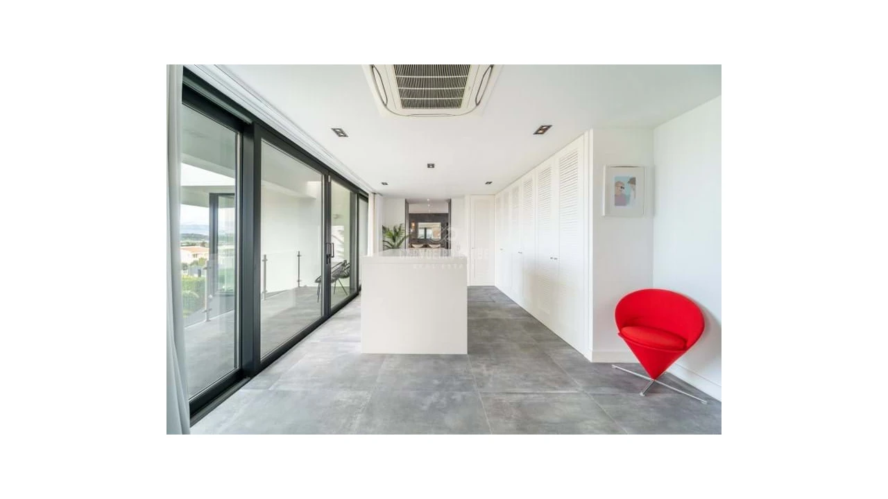 Moradia T4 para Venda em Ferragudo Foto 33