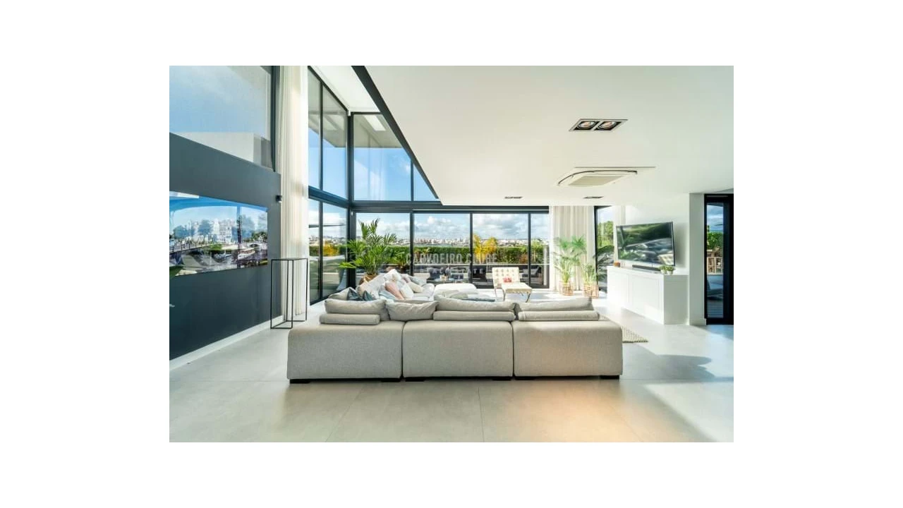 Moradia T4 para Venda em Ferragudo Foto 39