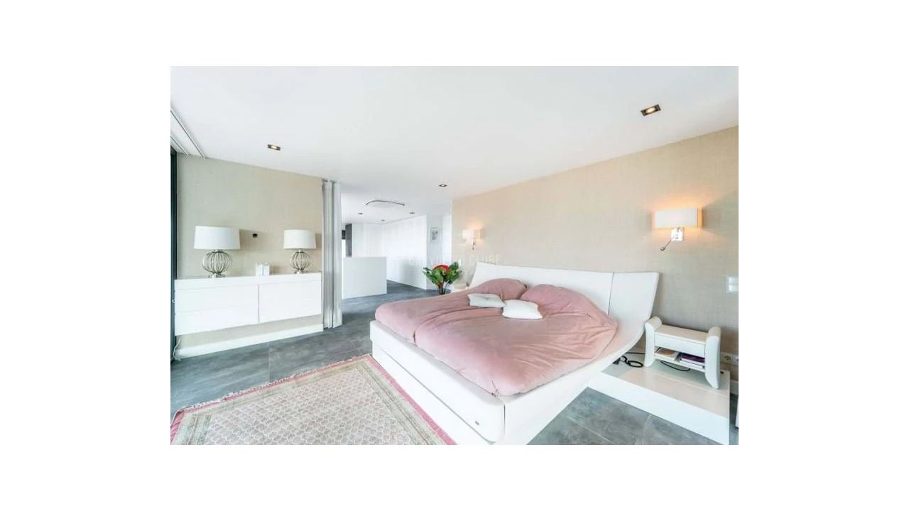 Moradia T4 para Venda em Ferragudo Foto 35