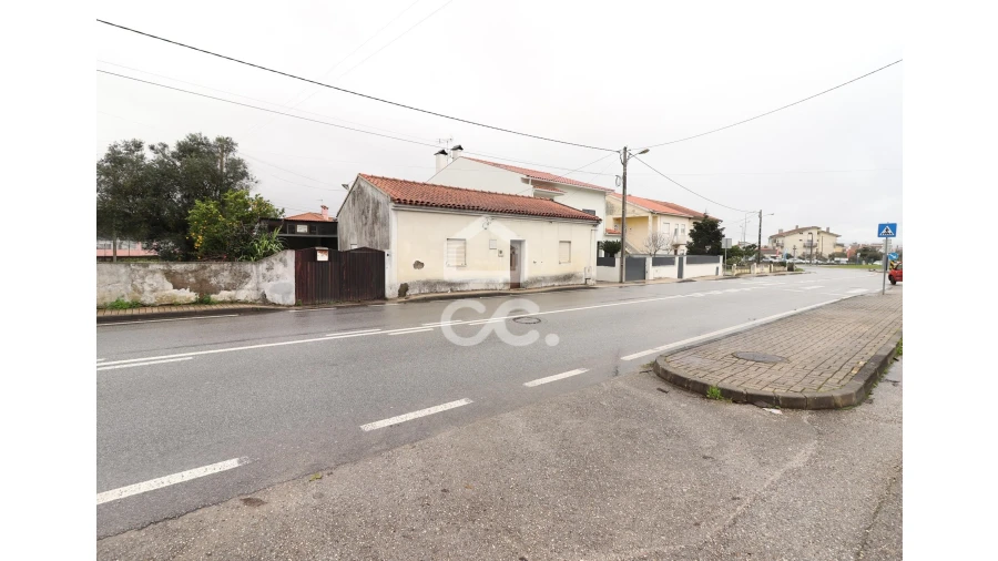 Moradia T3 para Venda em Taveiro, Ameal e Arzila