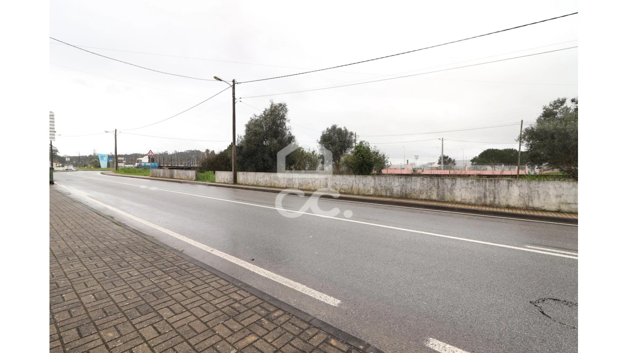 Moradia T3 para Venda em Taveiro, Ameal e Arzila Foto 3