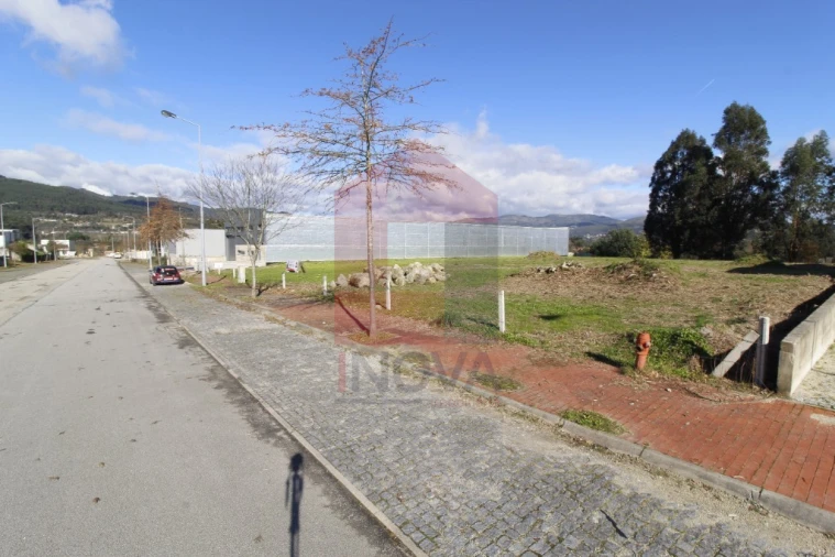 Terreno para Venda em Gême Foto 1