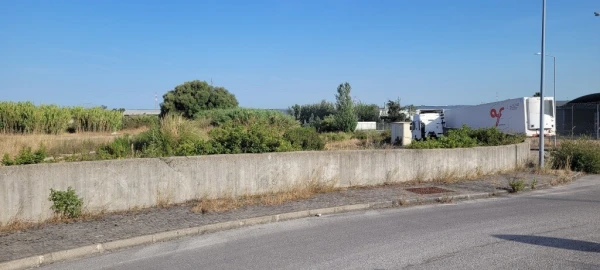 Terreno para Venda em Vila Nova da Rainha
