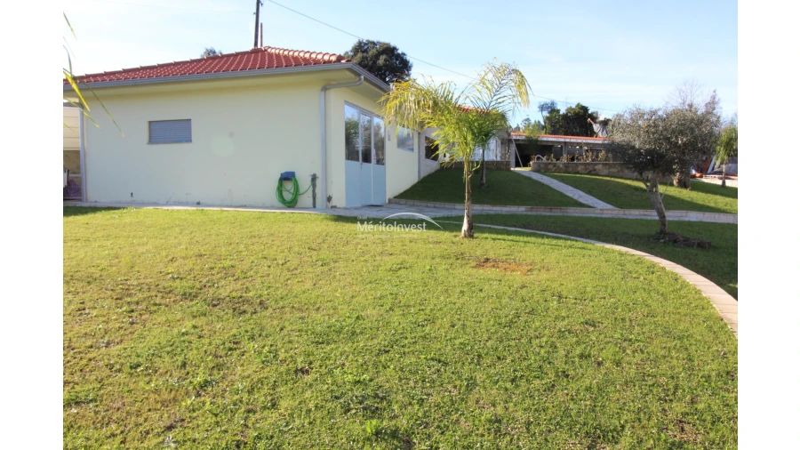 Moradia T2 para Venda em Ribeira do Neiva Foto 14