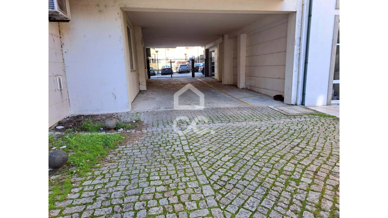 Garagem para Venda em Viseu Foto 2