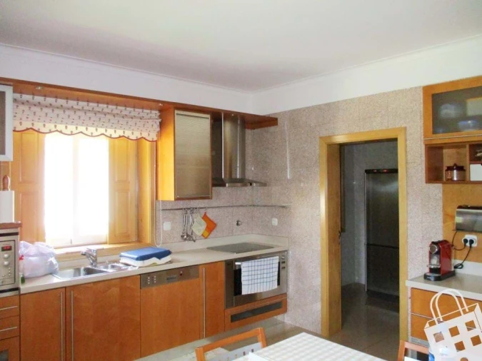 Moradia T4 para Venda em Ranhados Foto 4