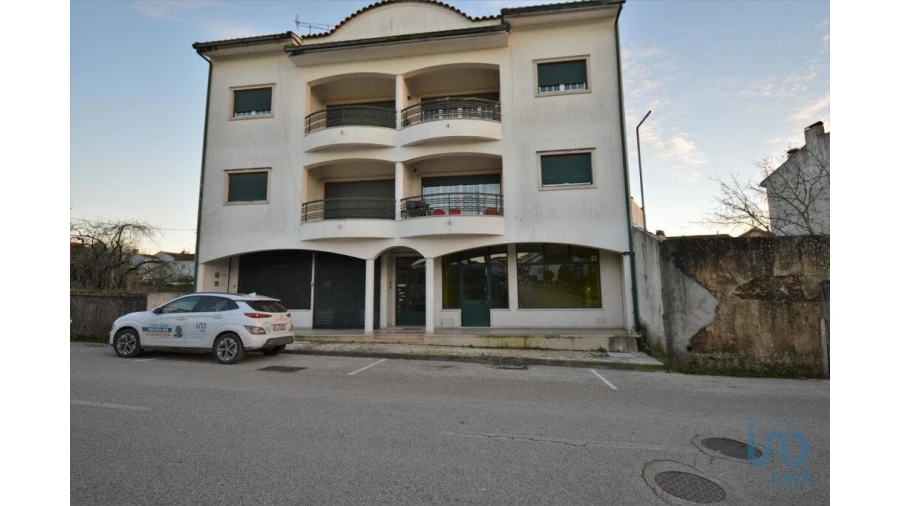 Loja para Venda em Avelar Foto 1