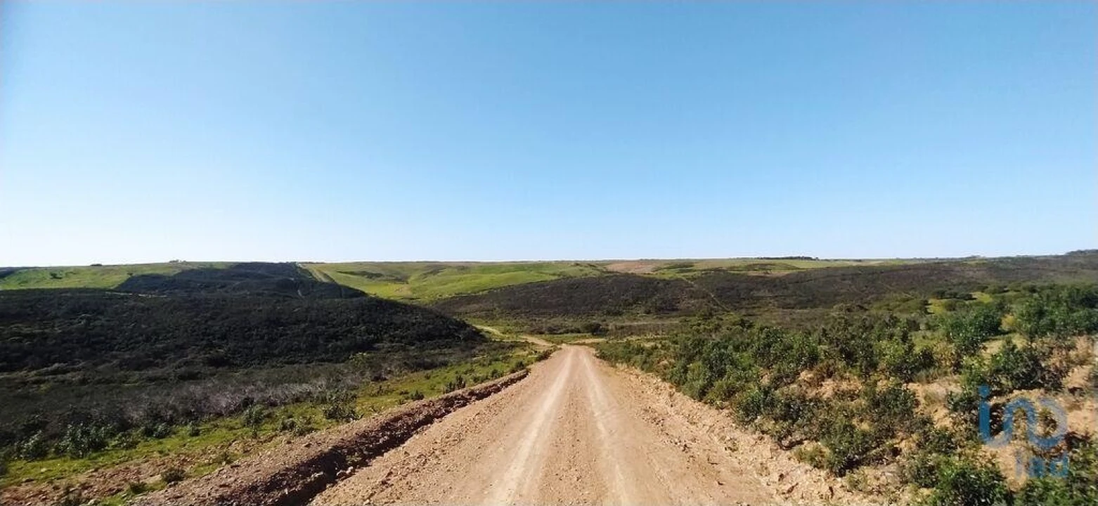 Terreno para Venda em Vila do Bispo e Raposeira Foto 2