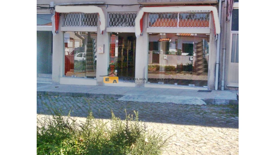 Loja para Venda em Alfena