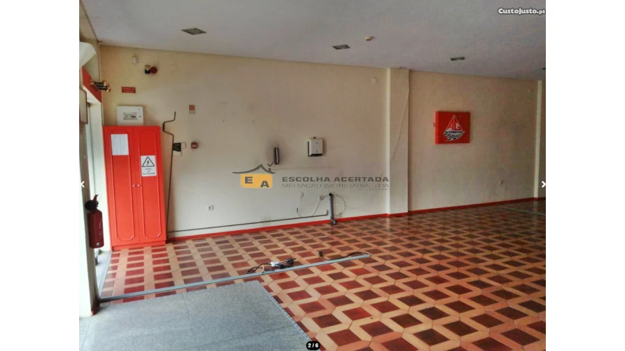 Loja para Venda em Alfena Foto 8