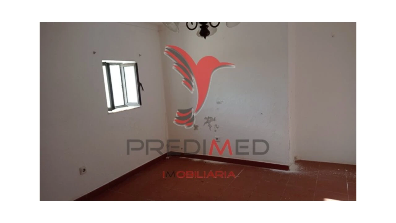 Moradia T3 para Venda em Cabeço de Vide Foto 6