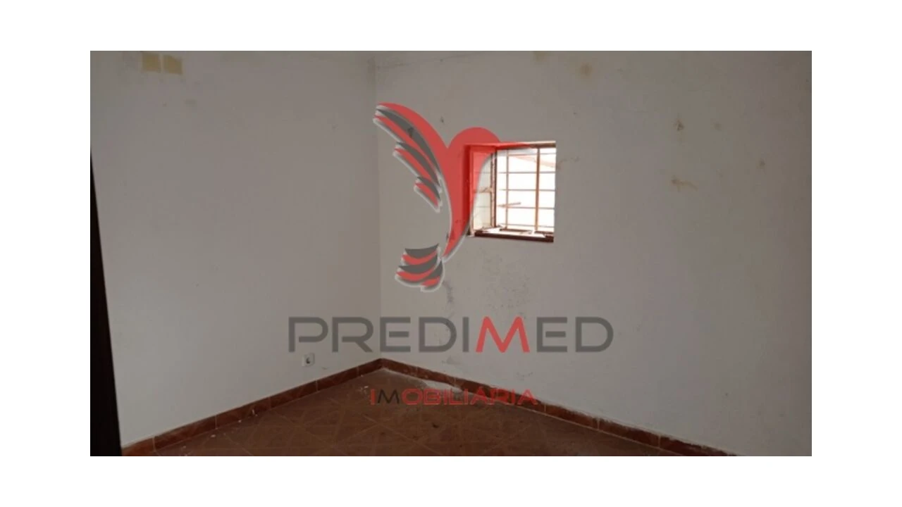 Moradia T3 para Venda em Cabeço de Vide Foto 5