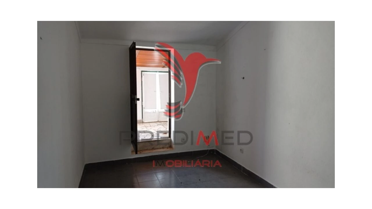 Moradia T3 para Venda em Cabeço de Vide Foto 16